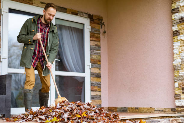 Best Construction Debris Removal  in Austin, MN